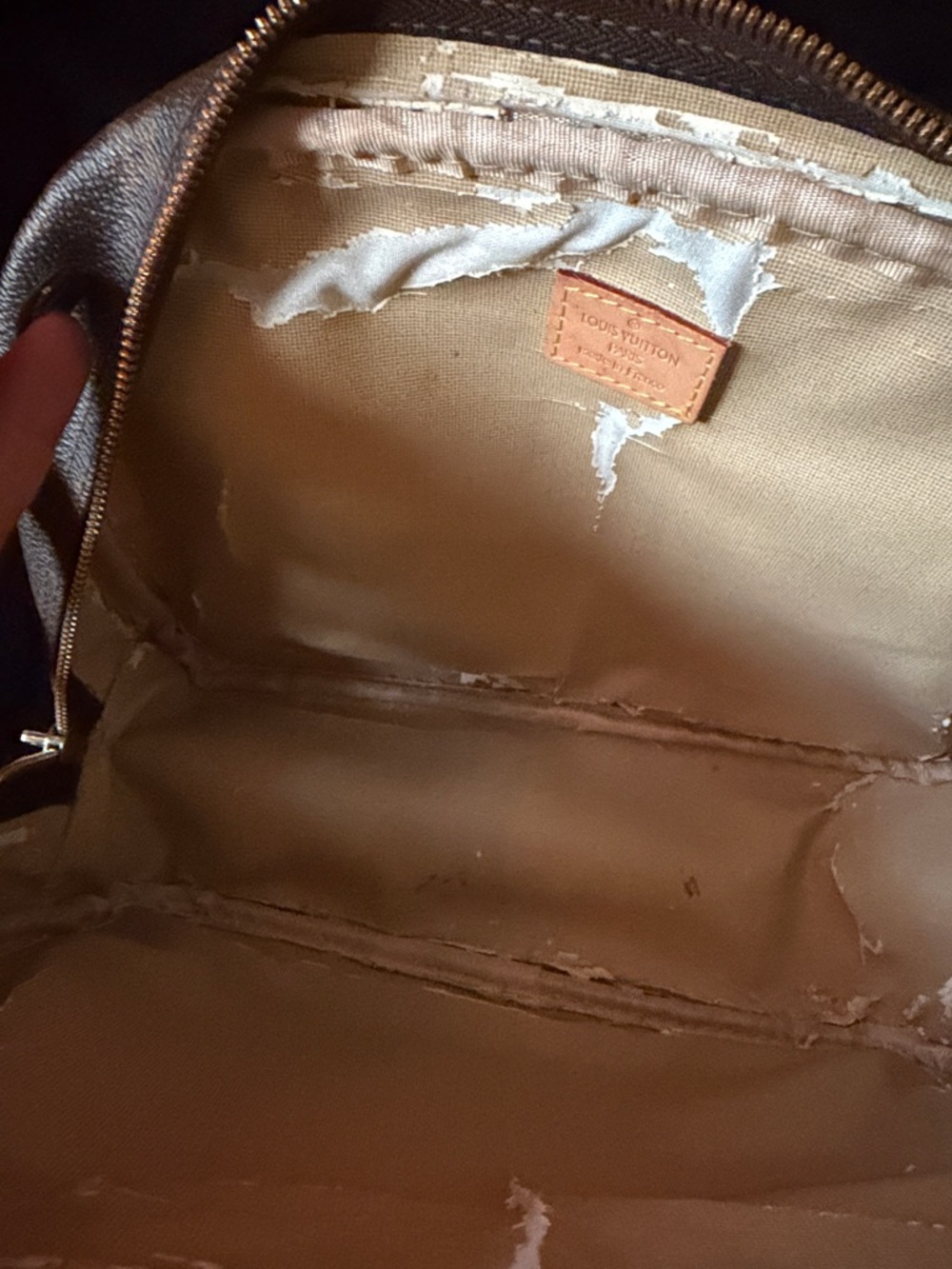 Louis Vuitton Monogram Satchel/Crossbody - Picture 11 of 16